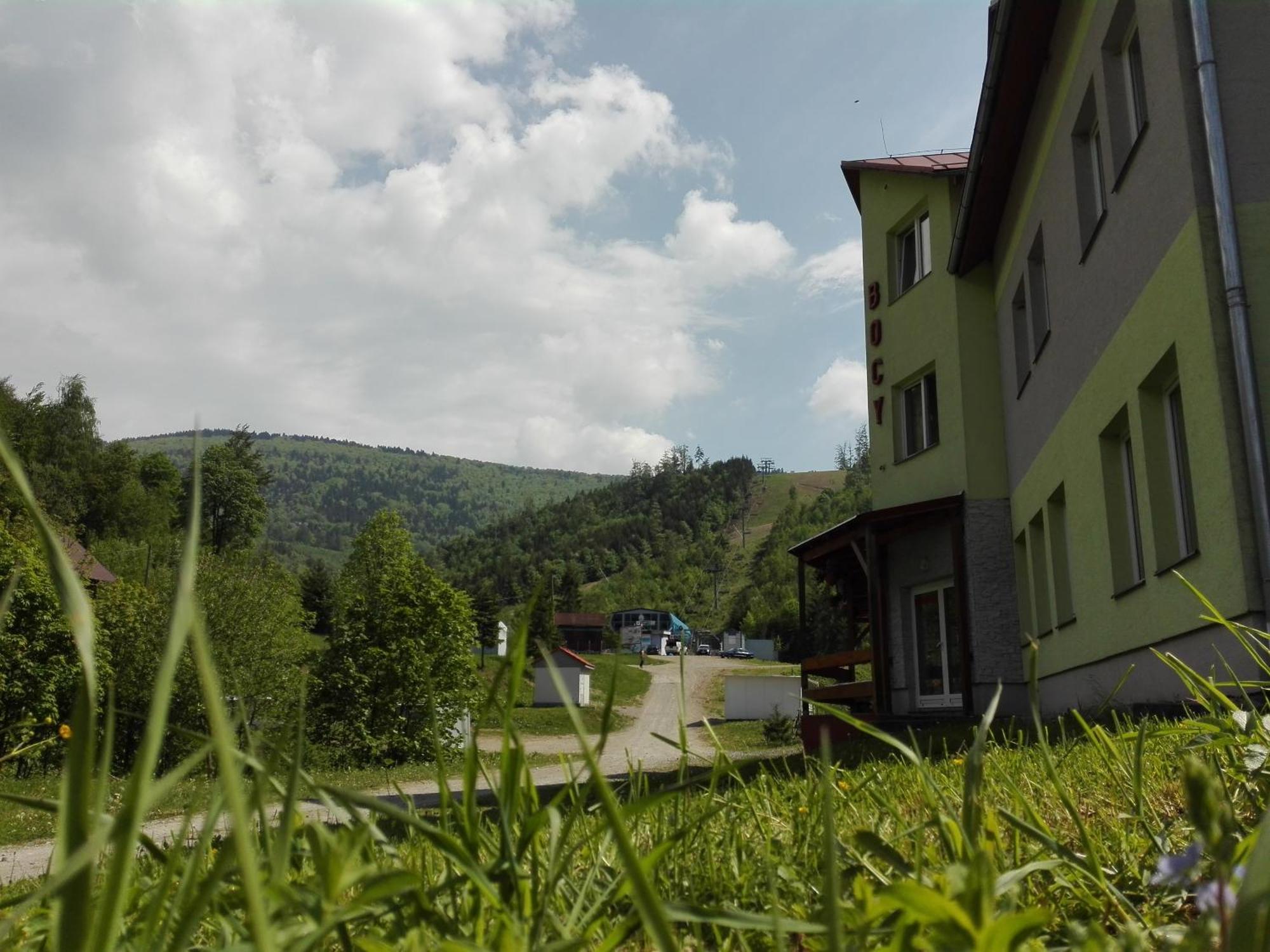 Hotel Bocy Oscadnica Extérieur photo